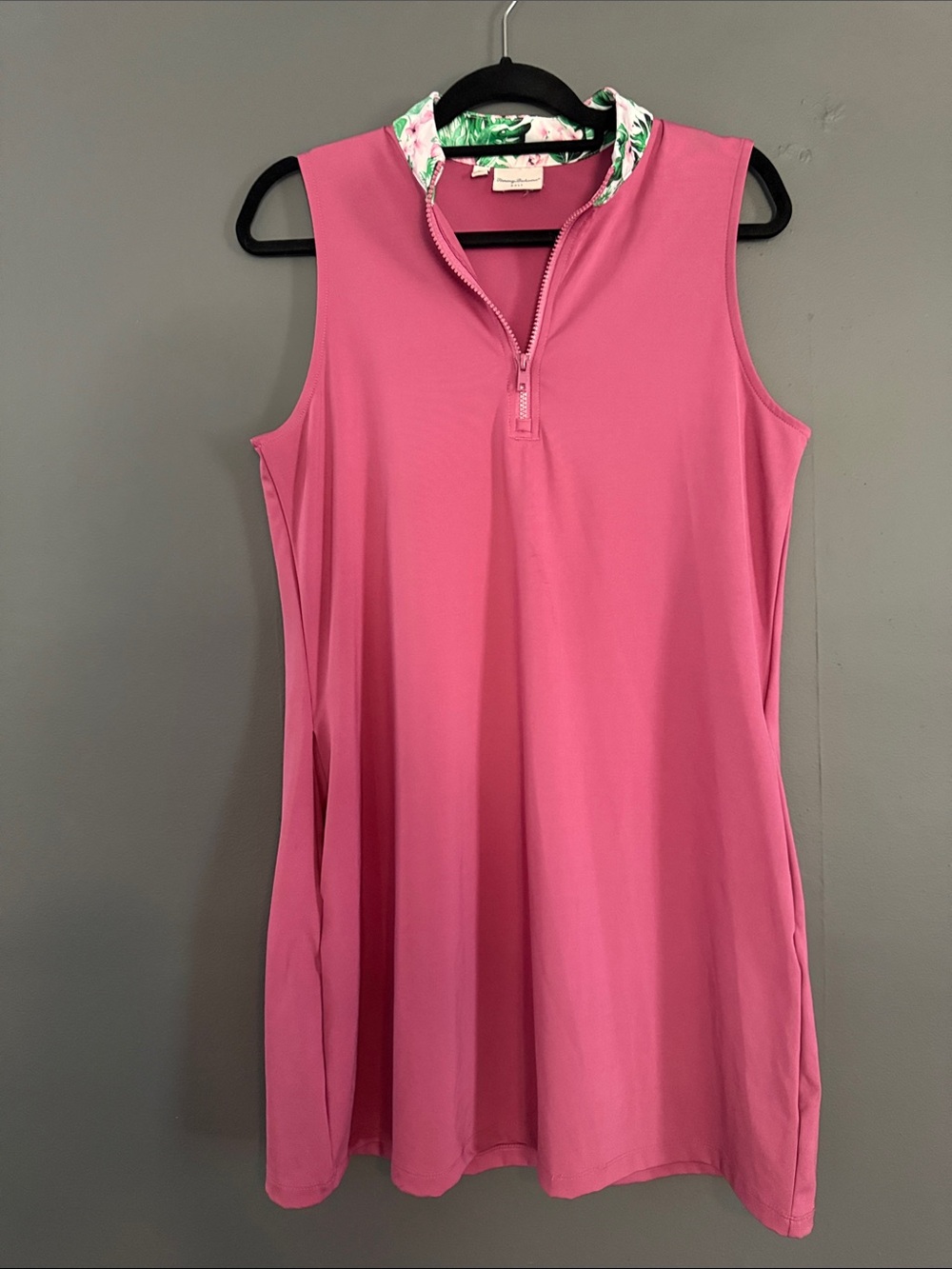 Tommy Bahama Pink Sleeveless Golf Dress with Tropical Collar Preppy Sz L